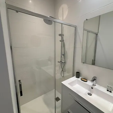 Au Coeur Du Marche, Confort Avec Wifi, Centre-ville Apartmán Royan