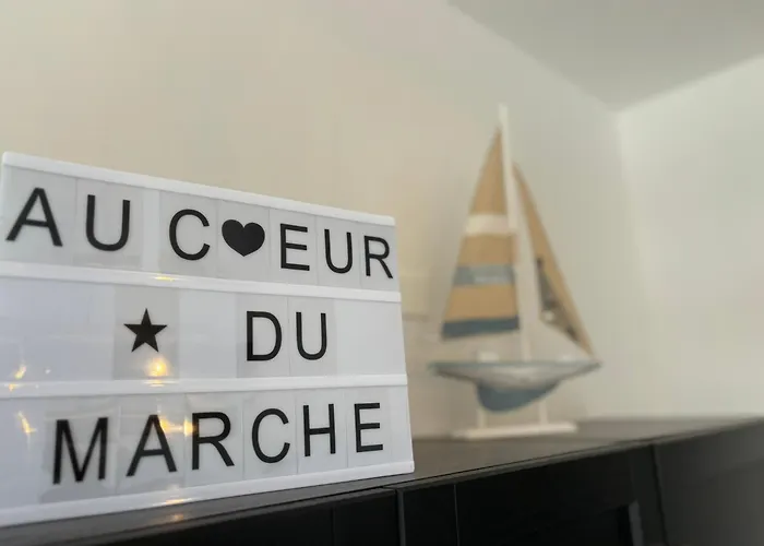 Au Coeur Du Marche, Confort Avec Wifi, Centre-ville Apartment *