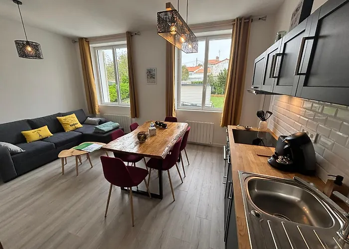 Au Coeur Du Marche, Confort Avec Wifi, Centre-ville